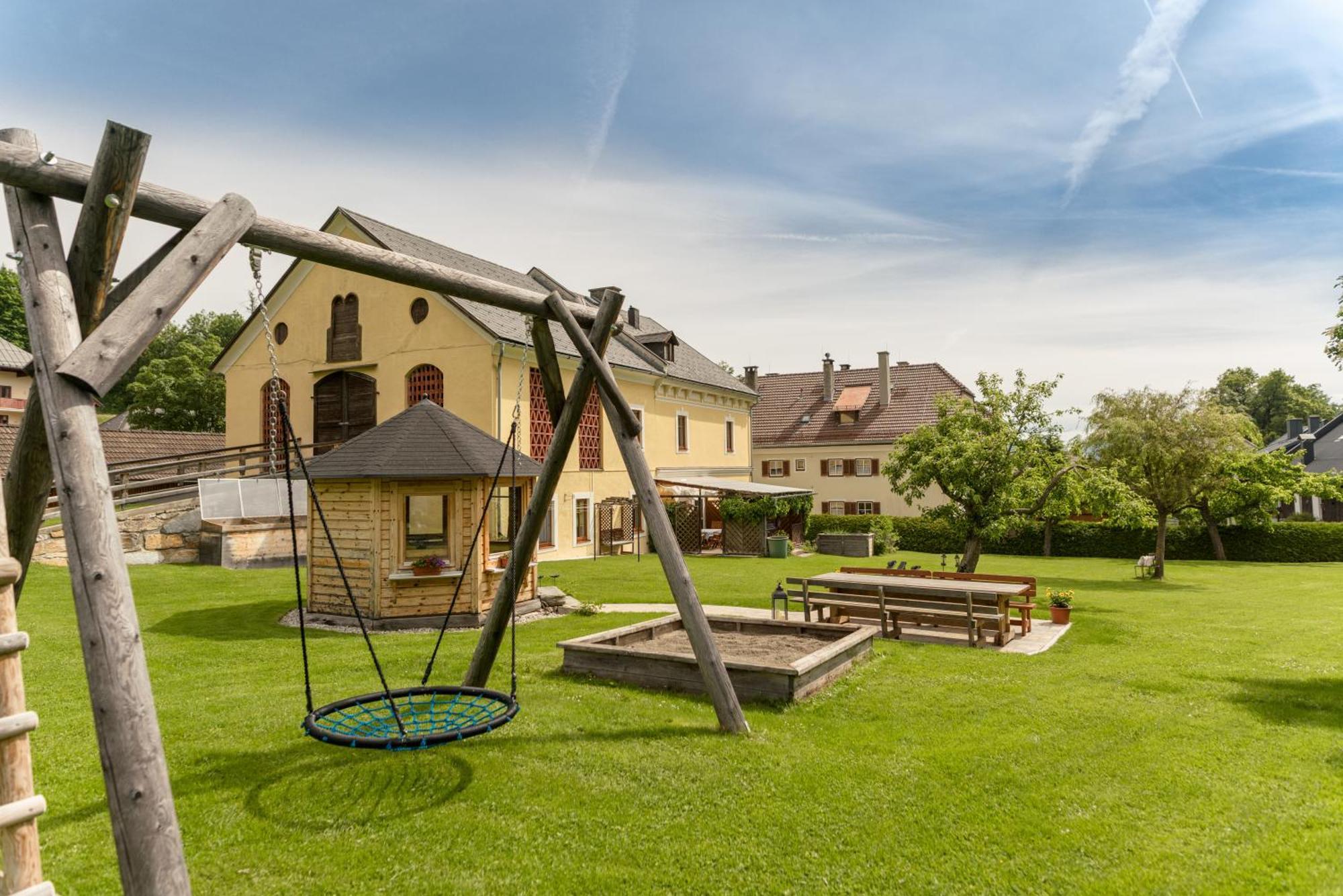 Haus Koenig Apartment Mauterndorf  Bagian luar foto
