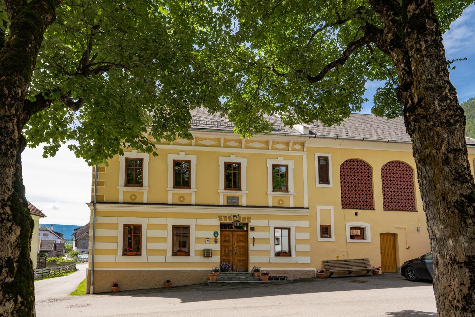 Haus Koenig Apartment Mauterndorf  Bagian luar foto